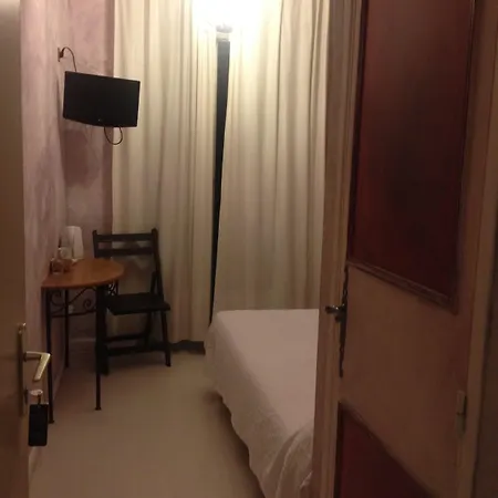 Hotel Felix 2*