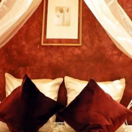 Felix Hotel 2*