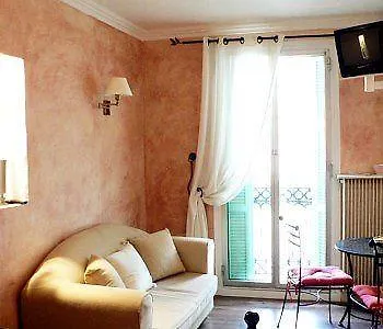 Felix Hotel 2*