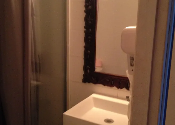 Felix Hotel 2*